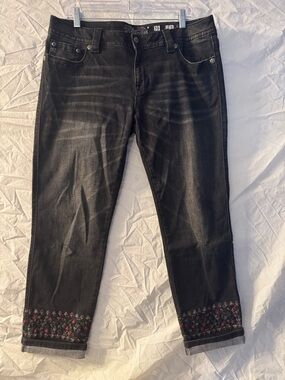 Miss Me 90’s Black Signature Cuffed Skinny Jeans with Embroidery